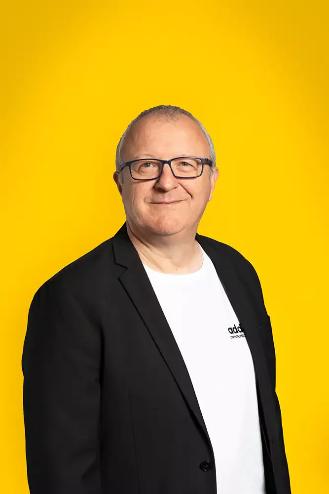 Régis CHEVRINAIS, gérant de l'agence addictic à Tours