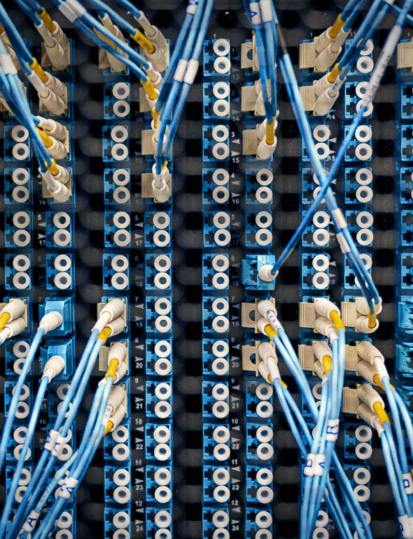 Axione sites à interface mutualisée